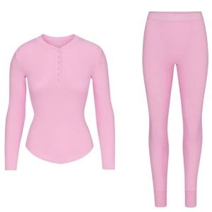 Skims pajama set in bubble gum pink